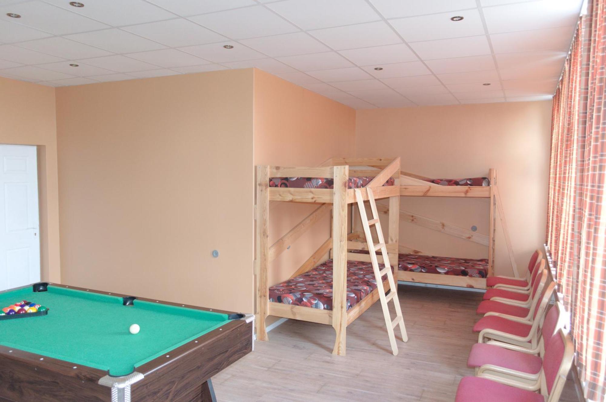 Nakvyne Miroslave Bed & Breakfast Miroslavas Exterior photo